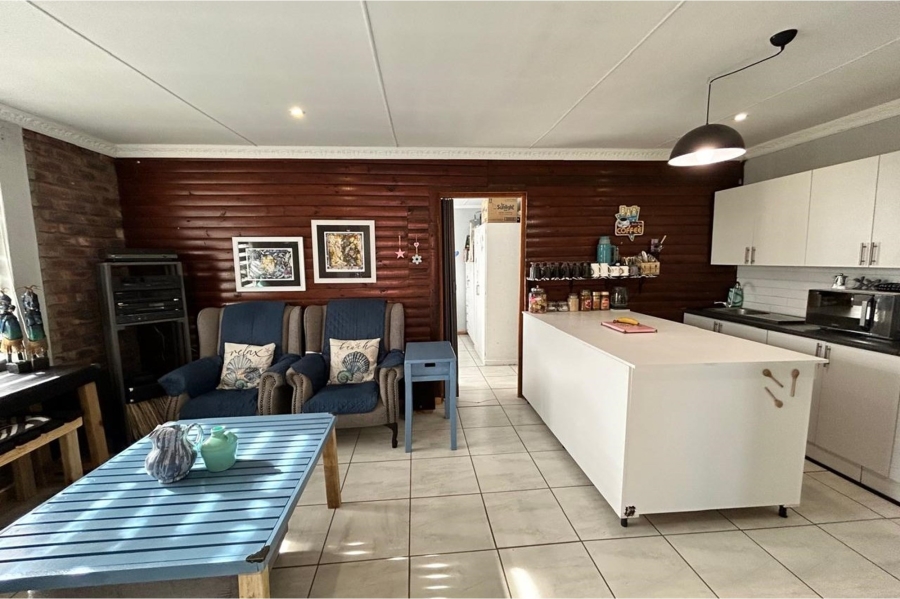 3 Bedroom Property for Sale in Sunrise On Sea Eastern Cape